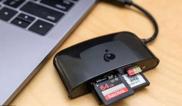 Lecteur SanDisk dans lecteur de carte..
